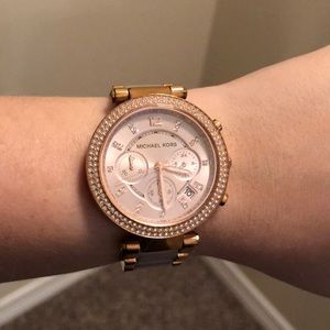 Michael Kors rose gold watch
